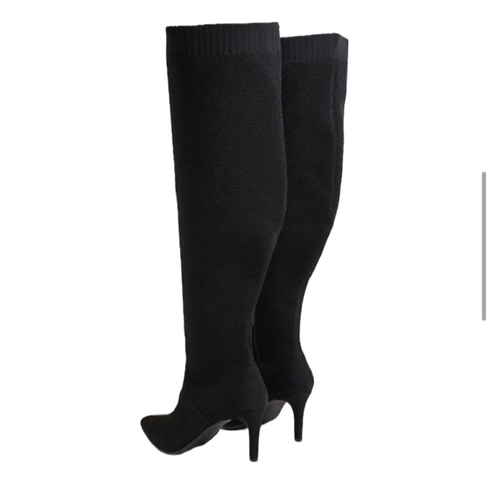 Torrid Black Over The Knee Stretch Suede Boots Womens size 7